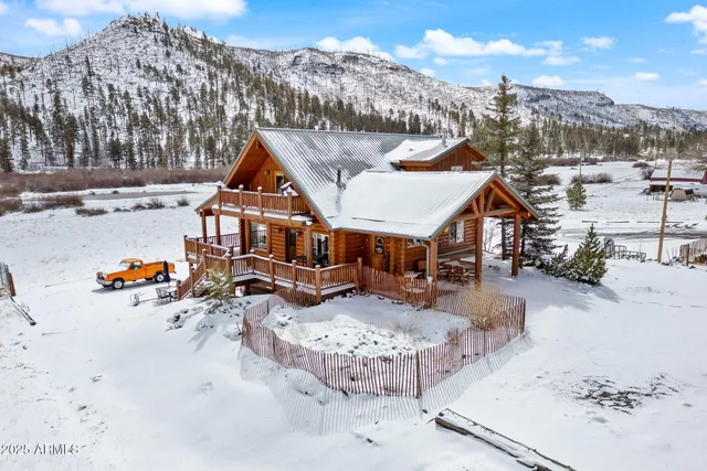 $879,000 | 100 Main Street, Greer, AZ 85925