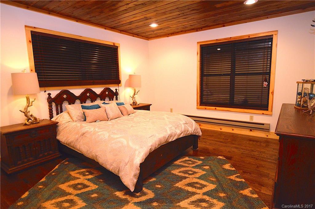 66 Rumble Ridge Maggie Valley, NC 28751 - Photo 14 of 24 Gallery Image 14