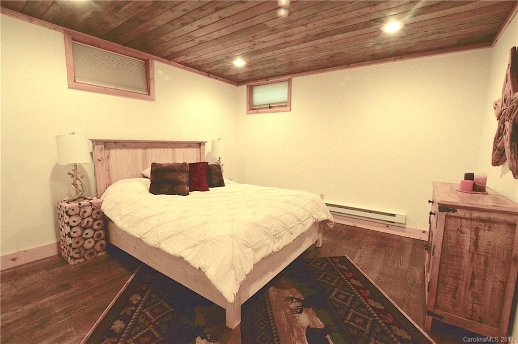 66 Rumble Ridge Maggie Valley, NC 28751 - Photo 15 of 24 Gallery Image 15