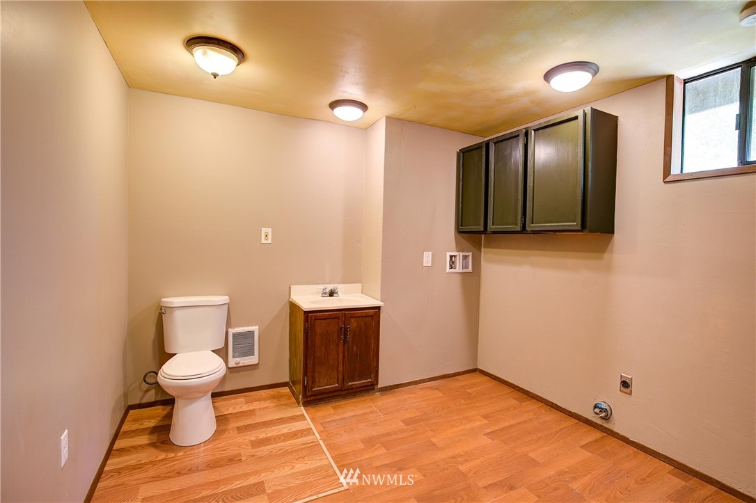 4219 Wishkah Road Aberdeen, WA 98520 - Photo 14 of 35 Gallery Image 14