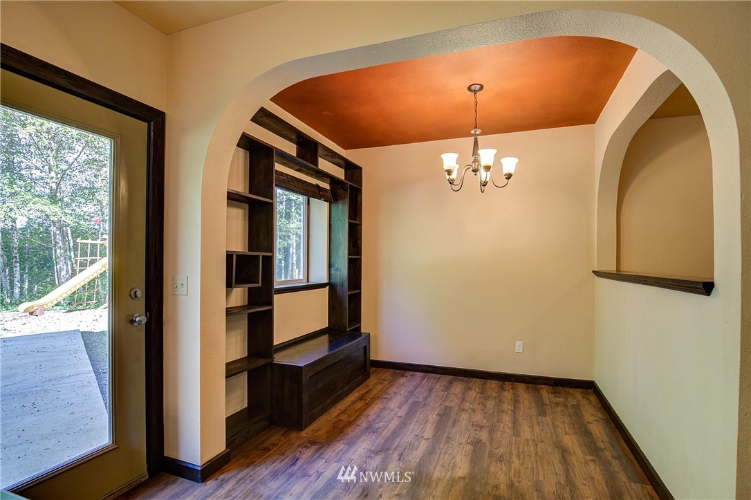4219 Wishkah Road Aberdeen, WA 98520 - Photo 8 of 35 Gallery Image 8
