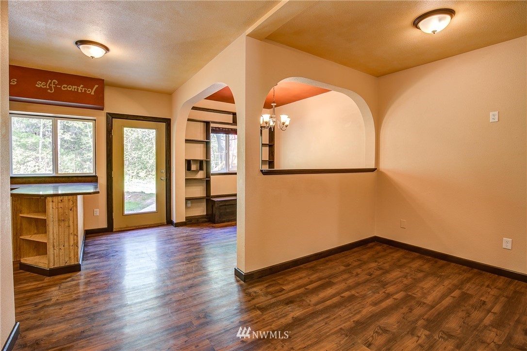 4219 Wishkah Road Aberdeen, WA 98520 - Photo 10 of 35 Gallery Image 10