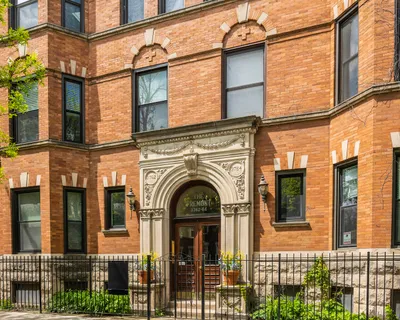 $575,000 | 3762 North Fremont Street, Unit 1S, Chicago, IL 60613