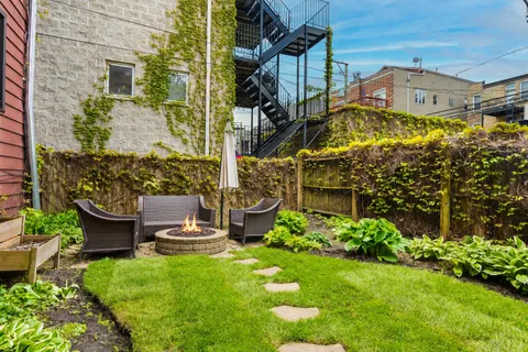 $575,000 | 3762 North Fremont Street, Unit 1S, Chicago, IL 60613