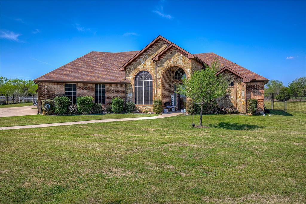 15440 Saddle Ridge Circle Terrell, TX 75160 - Photo 2 of 37