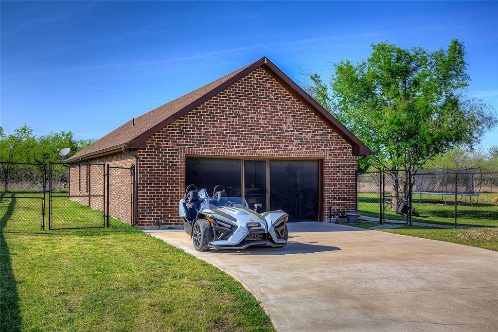 15440 Saddle Ridge Circle Terrell, TX 75160 - Photo 4 of 37