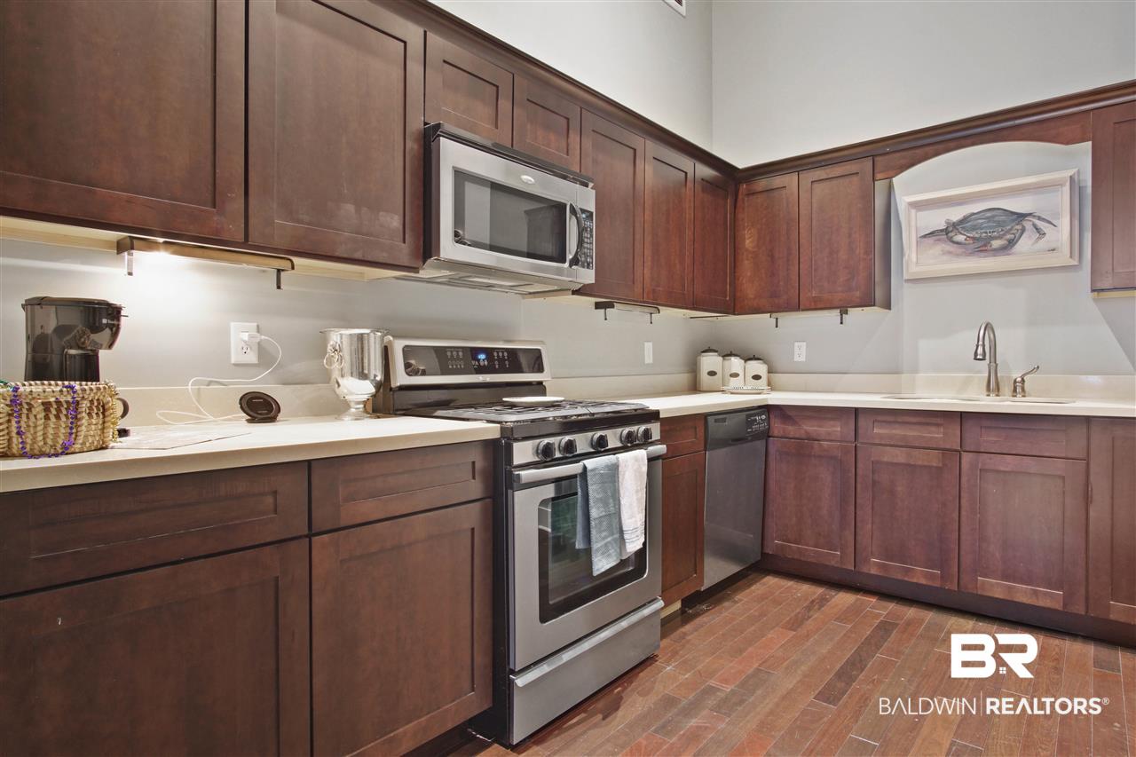 204 Conti Street, Unit 1D Mobile, AL 36602 - Photo 8 of 22