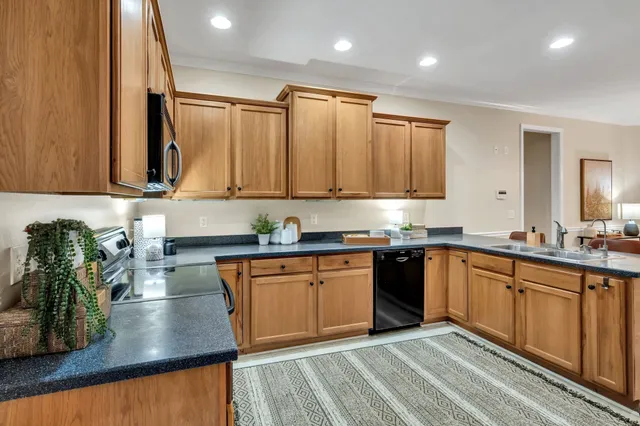 $729,900 | 1034 Ridglea Drive, Burns, TN 37029