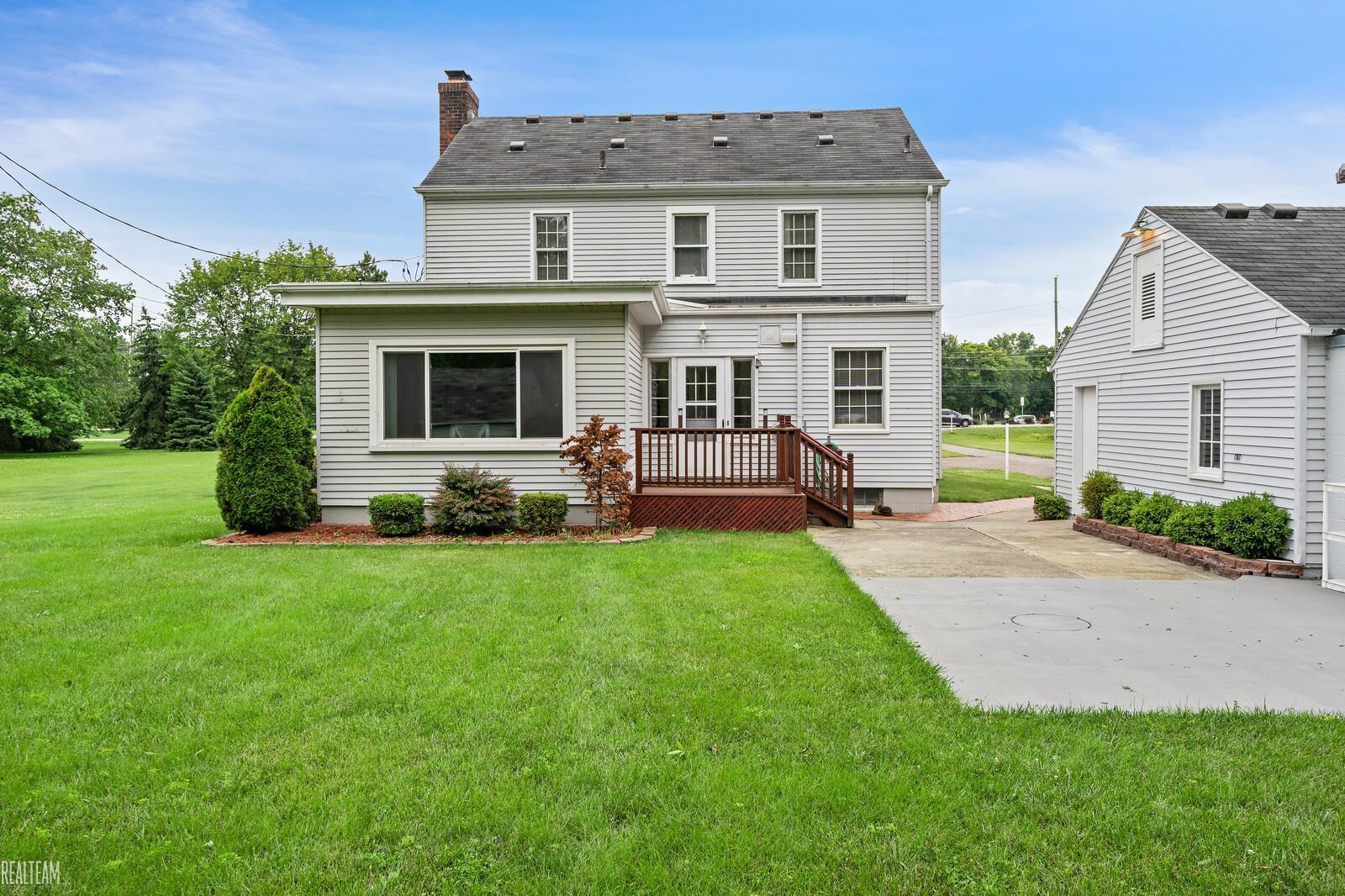 22395 Hall Road Macomb, MI 48042 - Photo 47 of 53