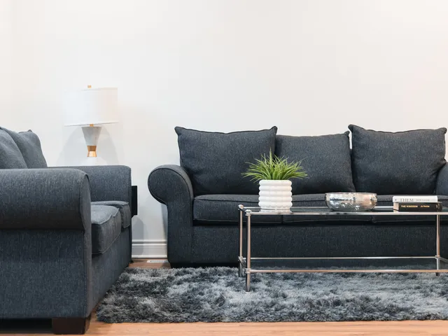 $319,999 | 2343 Ridgeland Avenue, Berwyn, IL 60402