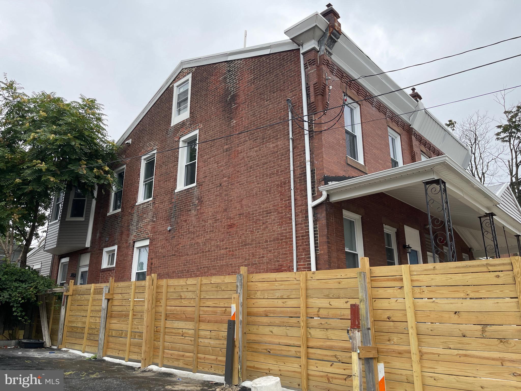 1960 Bridge Street Philadelphia, PA 19124 - Photo 30 of 30 side view