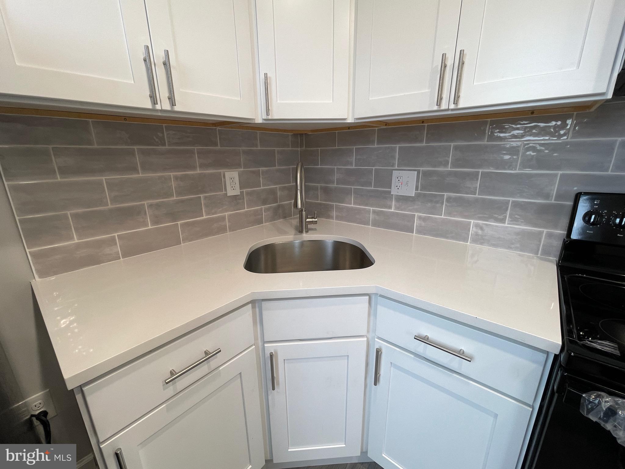 1960 Bridge Street Philadelphia, PA 19124 - Photo 6 of 30