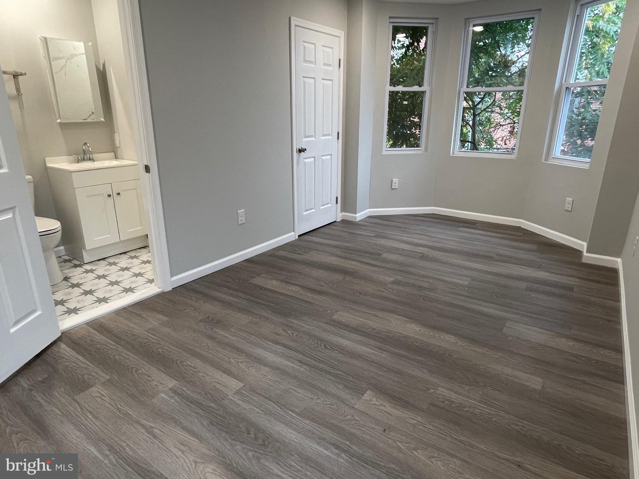 1960 Bridge Street Philadelphia, PA 19124 - Photo 8 of 30