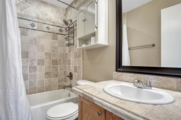 $500,000 | 18668 East Vassar Drive, Aurora, CO 80013