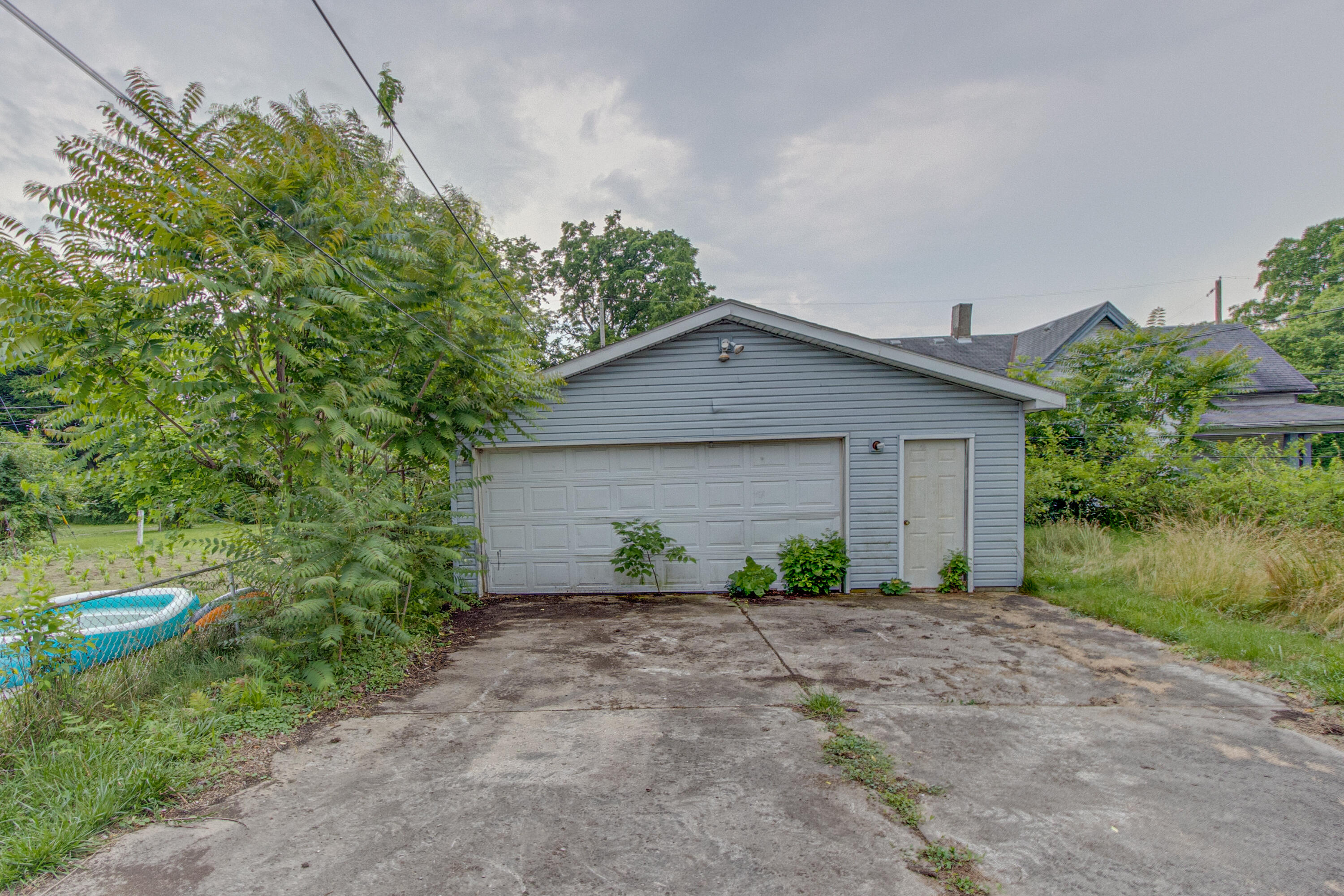 233 West Clark Street Springfield, OH 45506 - Photo 6 of 30