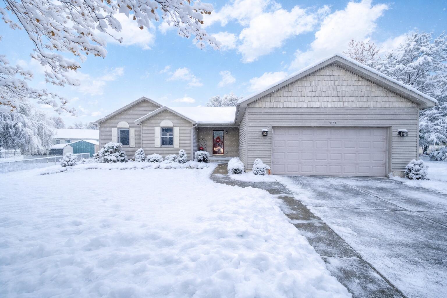 5123 South Granite Street Jackson, MI 49201 - Photo 1 of 33 snow