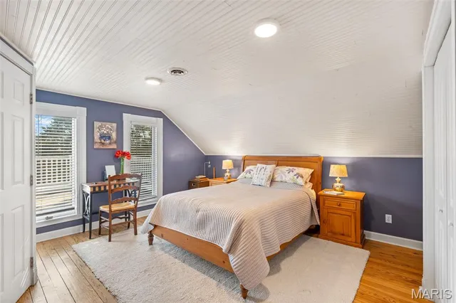 $925,000 | 100 Little White Oak Road, New Haven, MO 63068