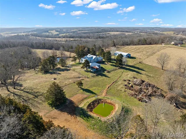 $925,000 | 100 Little White Oak Road, New Haven, MO 63068