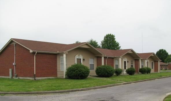 5000 R W Gordon Drive Springfield, TN 37172 - Photo 1 of 1 a front view of a house with a yard