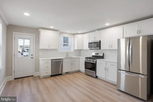 $2,250 | 809 North Providence Road, Media, PA 19063