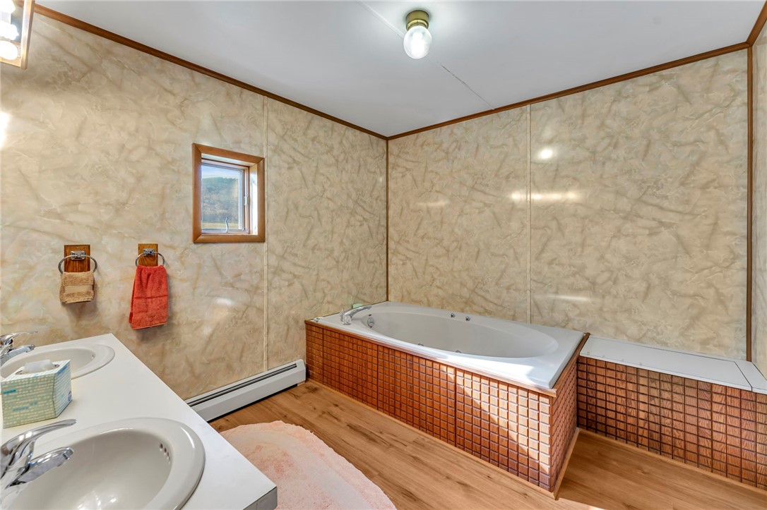 1601 Narrow Notch Road Stamford, NY 13788 - Photo 15 of 25 Primary suite bath