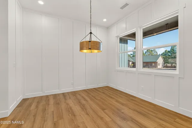 $989,000 | 2421 West Brookhollow Drive, Williams, AZ 86046