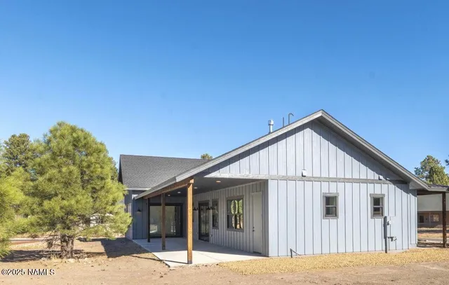 $989,000 | 2421 West Brookhollow Drive, Williams, AZ 86046