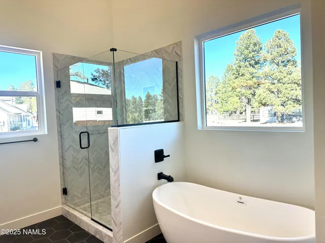 $989,000 | 2421 West Brookhollow Drive, Williams, AZ 86046