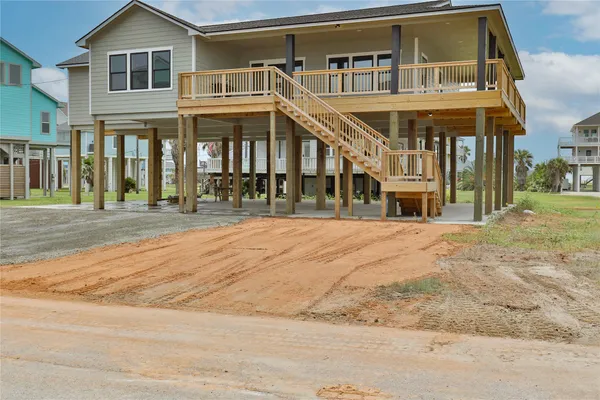$869,900 | 13031 Jolly Roger Drive, Freeport, TX 77541