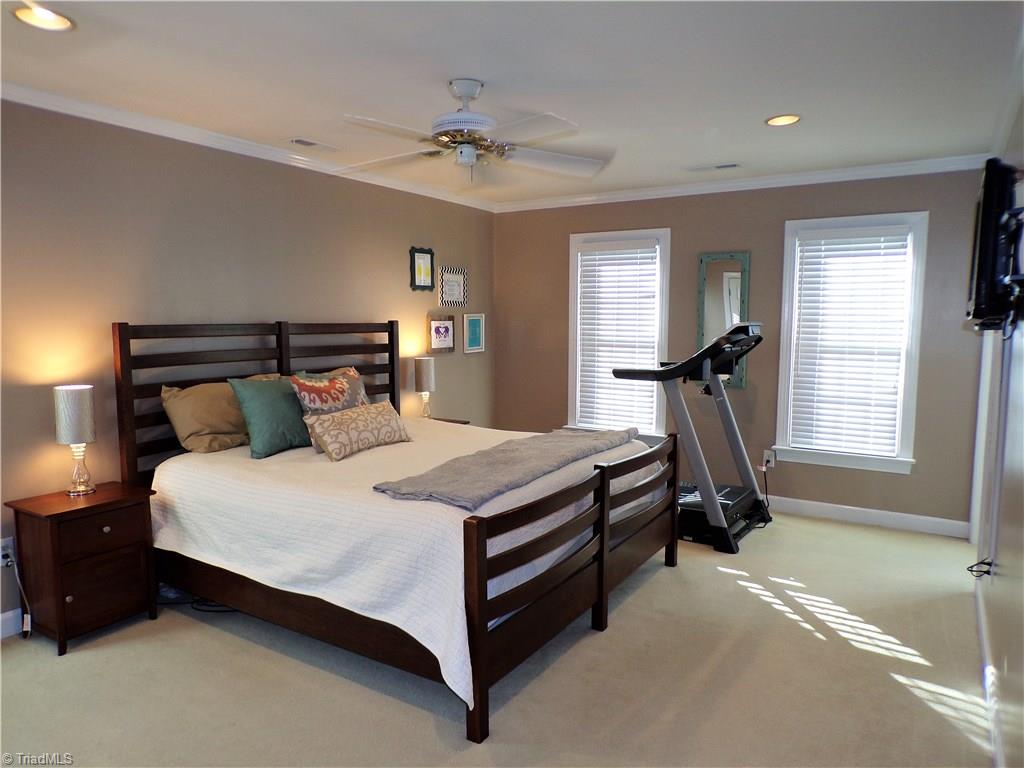1218 Gatehouse Road High Point, NC 27262 - Photo 15 of 30 Gallery Image 15