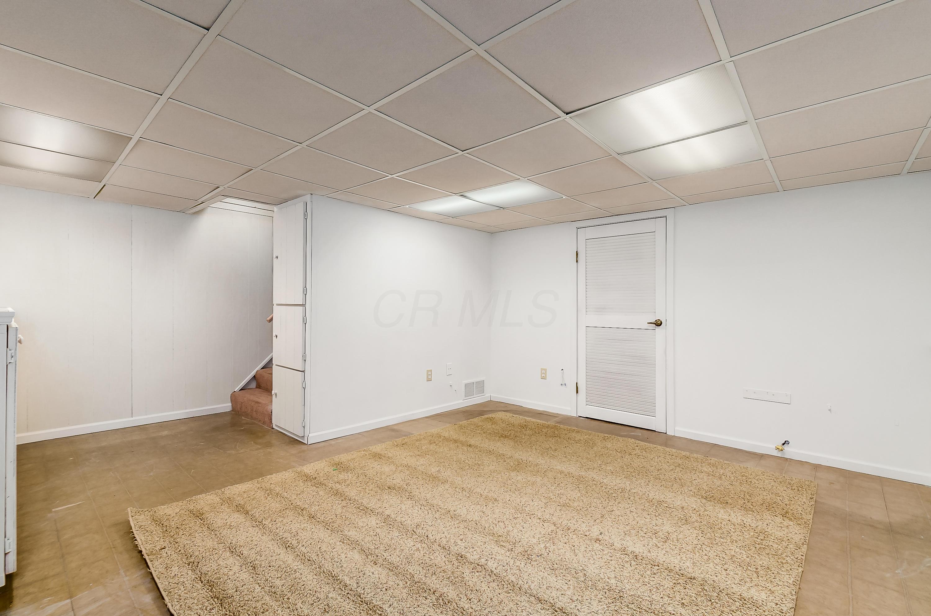 2018 Harwitch Road Upper Arlington, OH 43221 - Photo 22 of 38