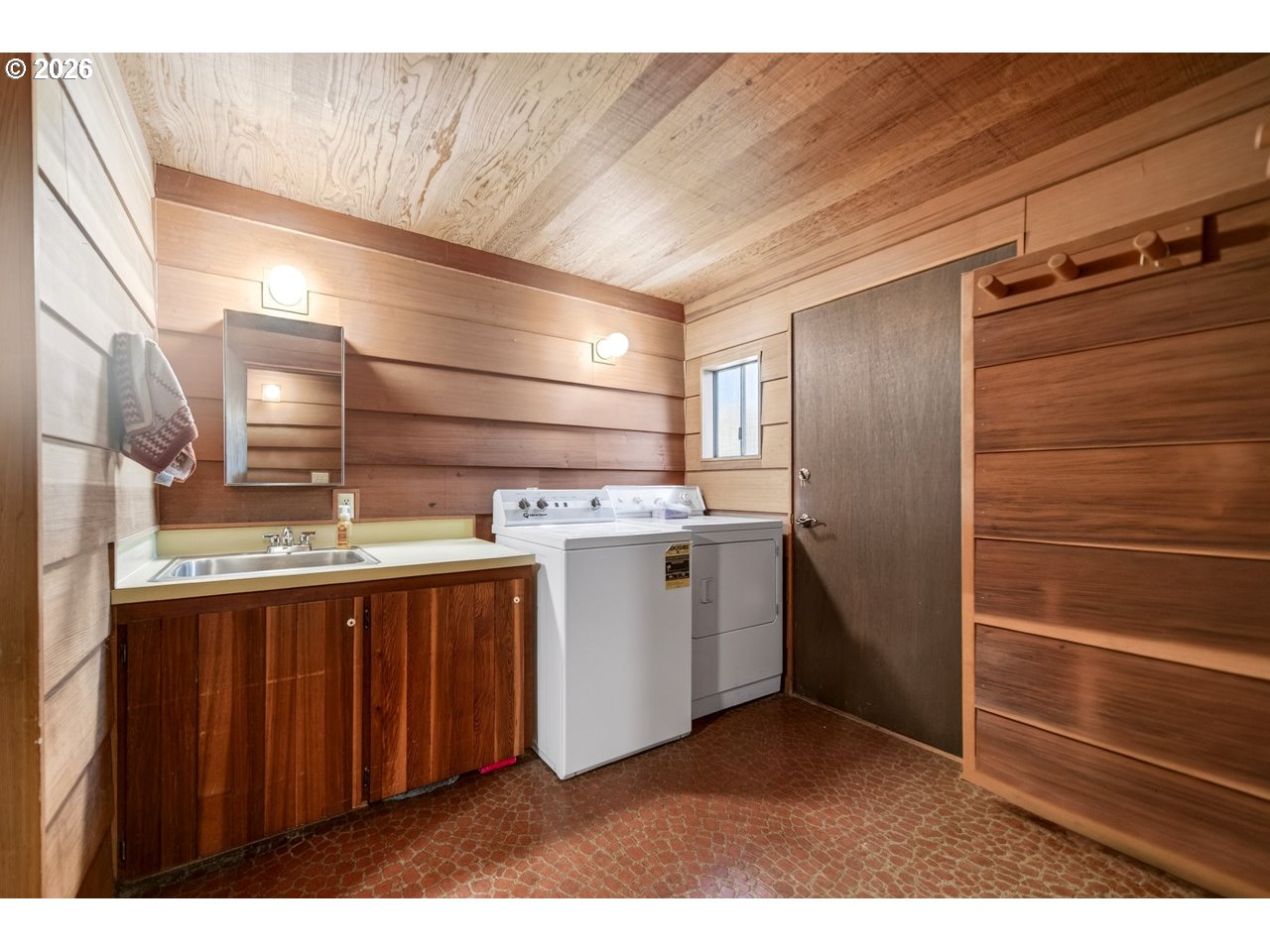 57490 Randolph Road Bandon, OR 97411 - Photo 23 of 43