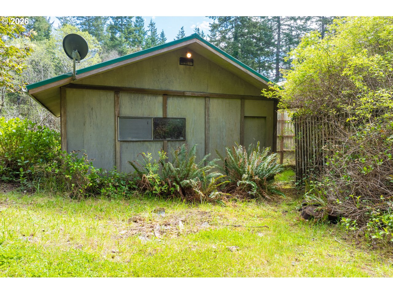 57490 Randolph Road Bandon, OR 97411 - Photo 39 of 43