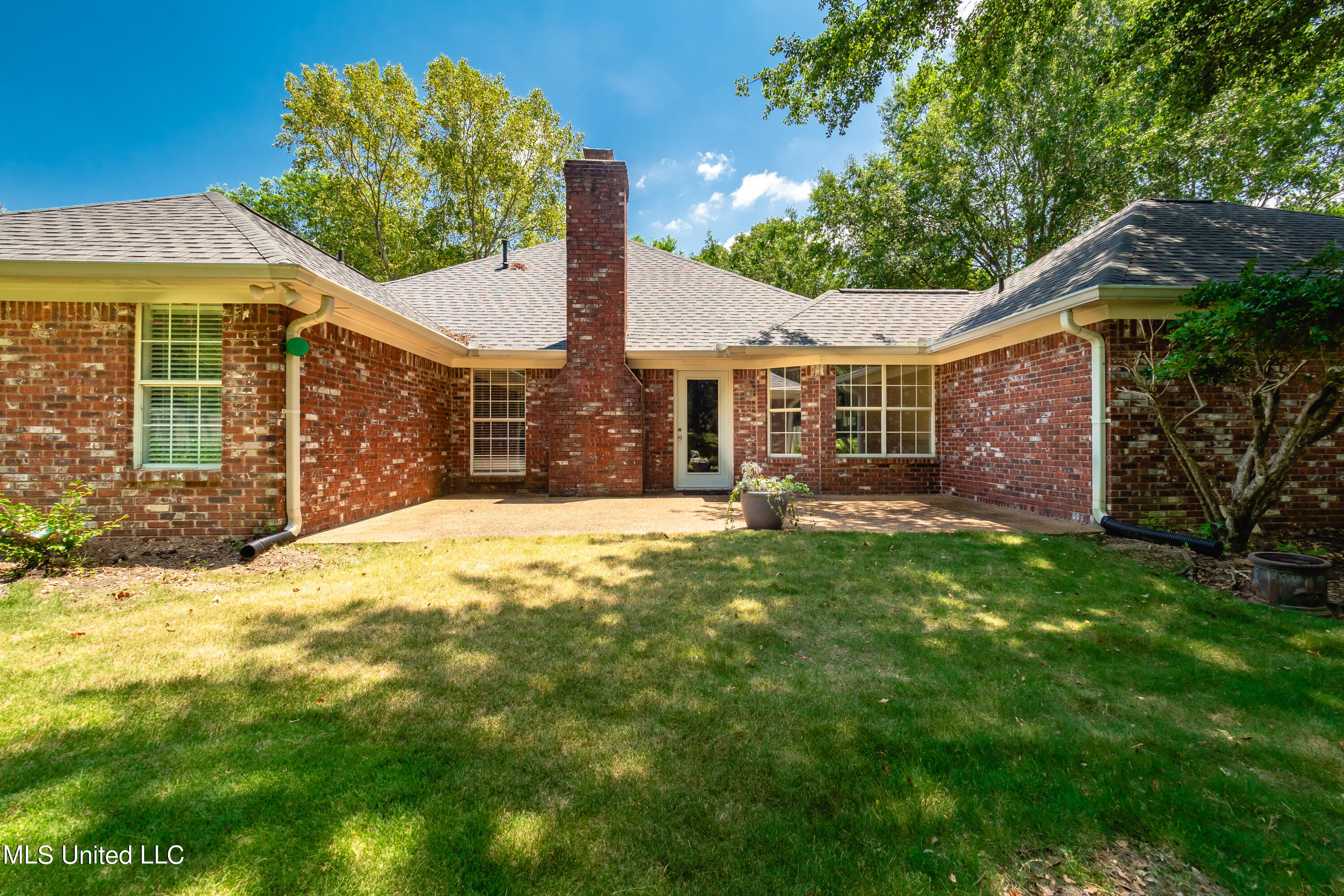 421 Summer Hill Road Madison, MS 39110 - Photo 30 of 30 P6260032