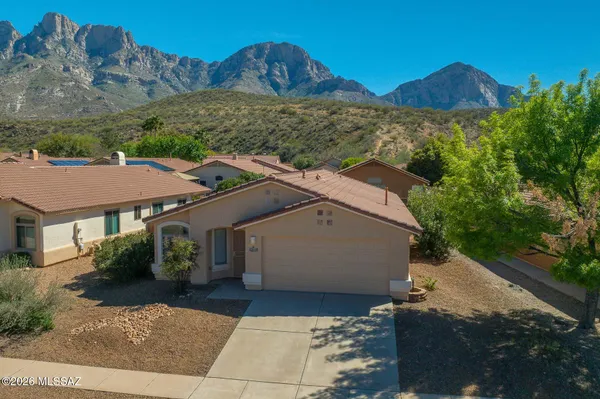 $2,200 | 2468 East Stone Stable Drive, Tucson, AZ 85737