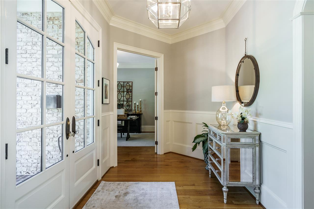 1322 Mayfair Road Raleigh, NC 27608 - Photo 3 of 30 Foyer