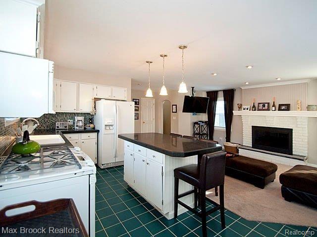 1544 Taunton Road Birmingham, MI 48009 - Photo 23 of 24 dsc_0088.jpg