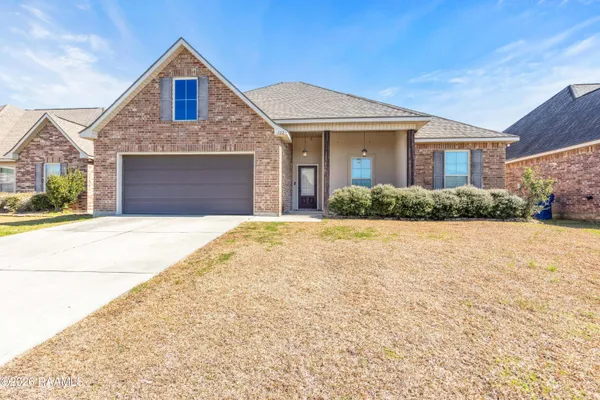 $2,000 | 122 Maddox Jude Drive, Maurice, LA 70555