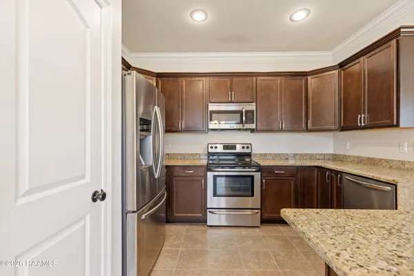 $2,000 | 122 Maddox Jude Drive, Maurice, LA 70555