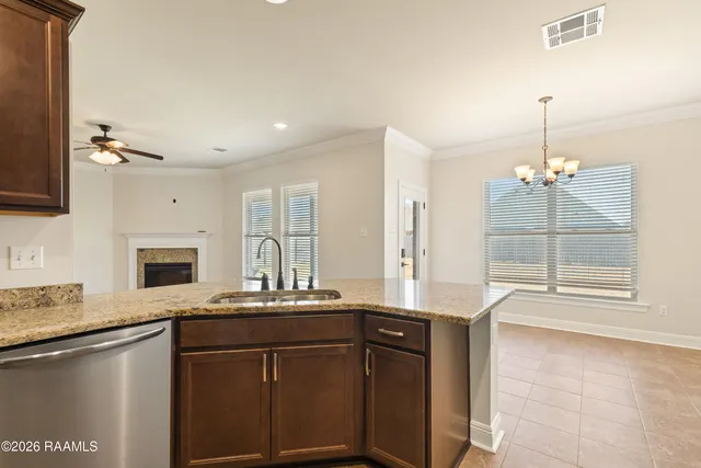 $2,000 | 122 Maddox Jude Drive, Maurice, LA 70555