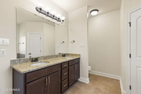 $2,000 | 122 Maddox Jude Drive, Maurice, LA 70555
