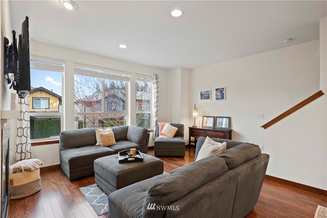 16508 1st Drive Southeast Bothell, WA 98012 - Photo 11 of 27 Gallery Image 11