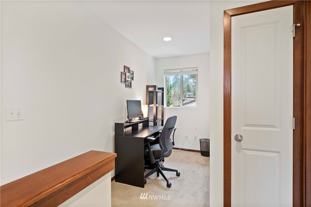 16508 1st Drive Southeast Bothell, WA 98012 - Photo 16 of 27 Gallery Image 16