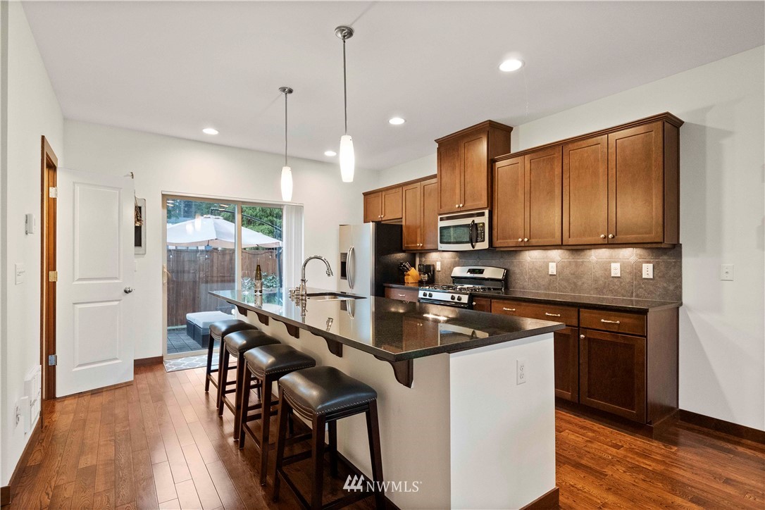 16508 1st Drive Southeast Bothell, WA 98012 - Photo 8 of 27 Gallery Image 8