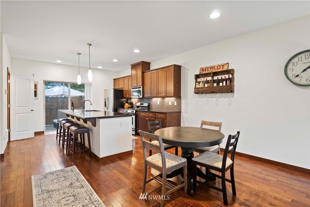 16508 1st Drive Southeast Bothell, WA 98012 - Photo 9 of 27 Gallery Image 9