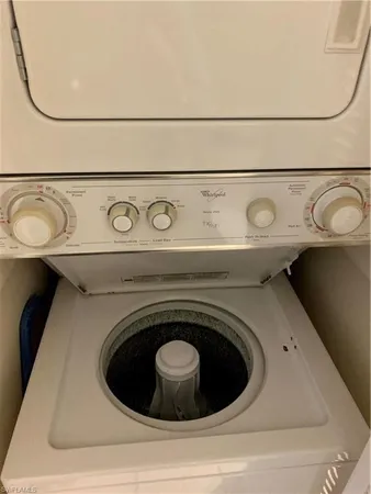 a close up view of washer and dryer