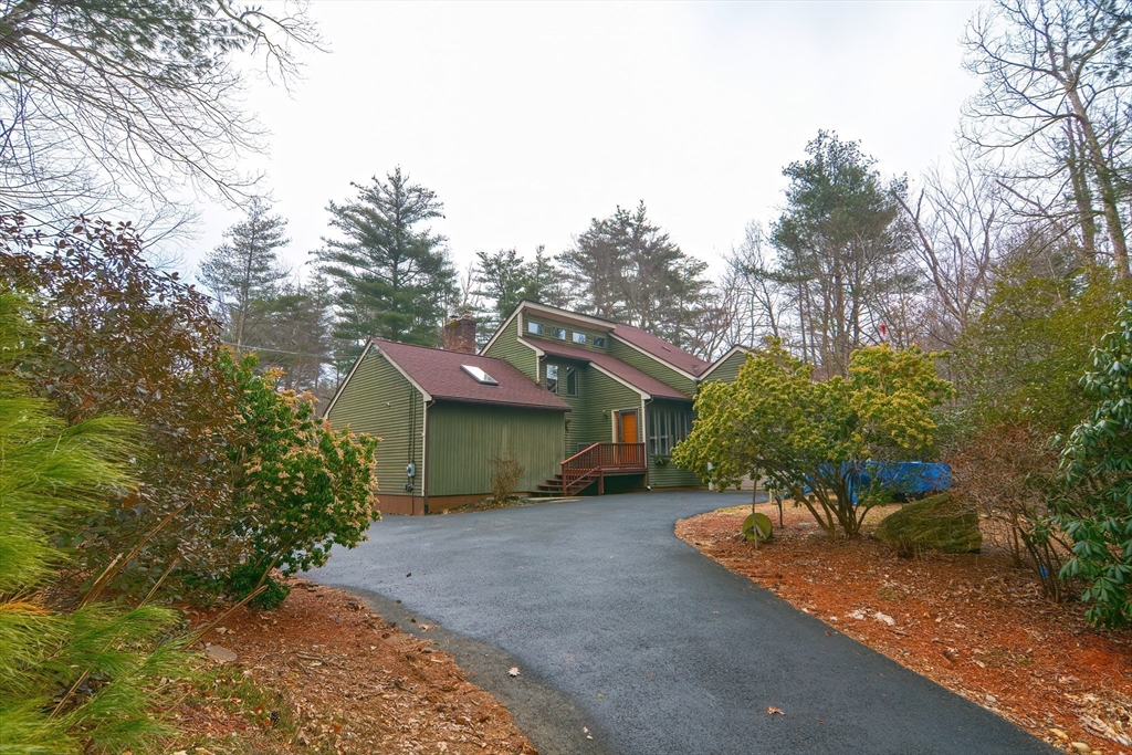 72 Allen Road Sturbridge, MA 01566 - Photo 2 of 40