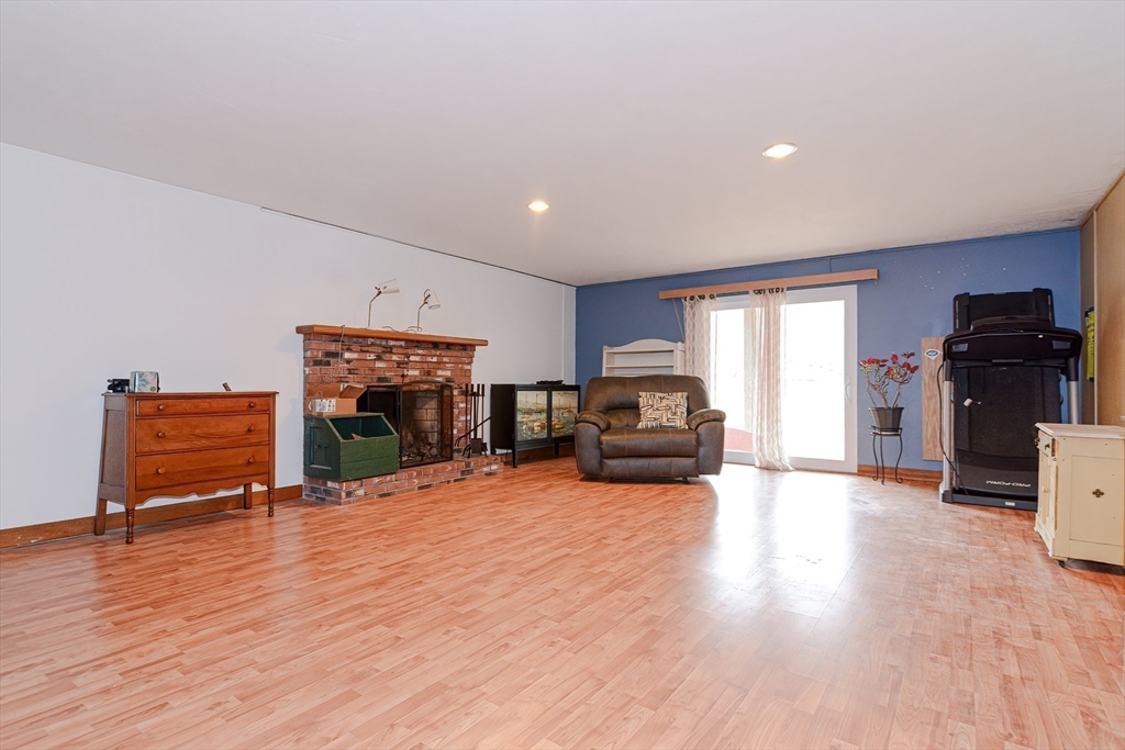 72 Allen Road Sturbridge, MA 01566 - Photo 30 of 40