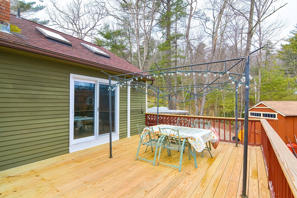 72 Allen Road Sturbridge, MA 01566 - Photo 38 of 40 a deck view with a seating space