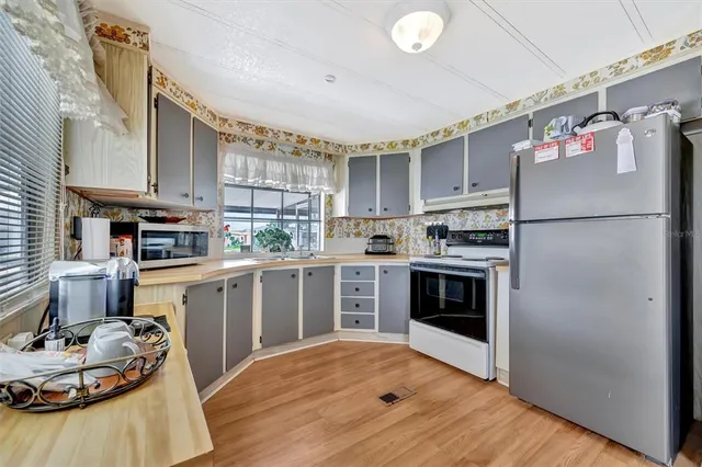 $249,900 | 129 East St Lucia Loop, Apollo Beach, FL 33572